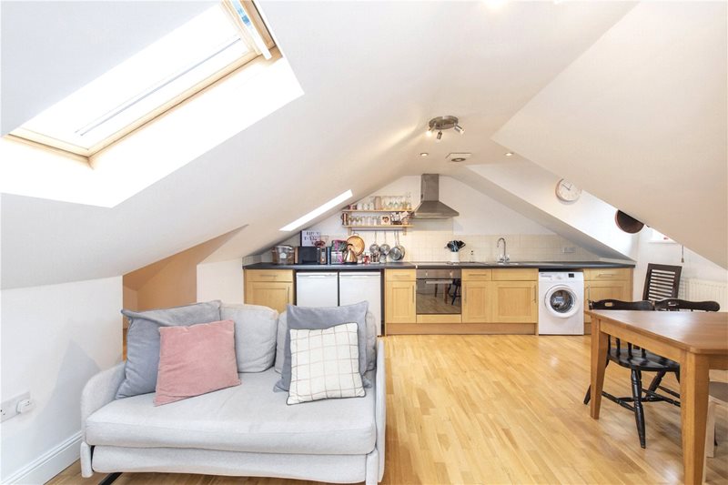 Wimbart Road, London, SW2
