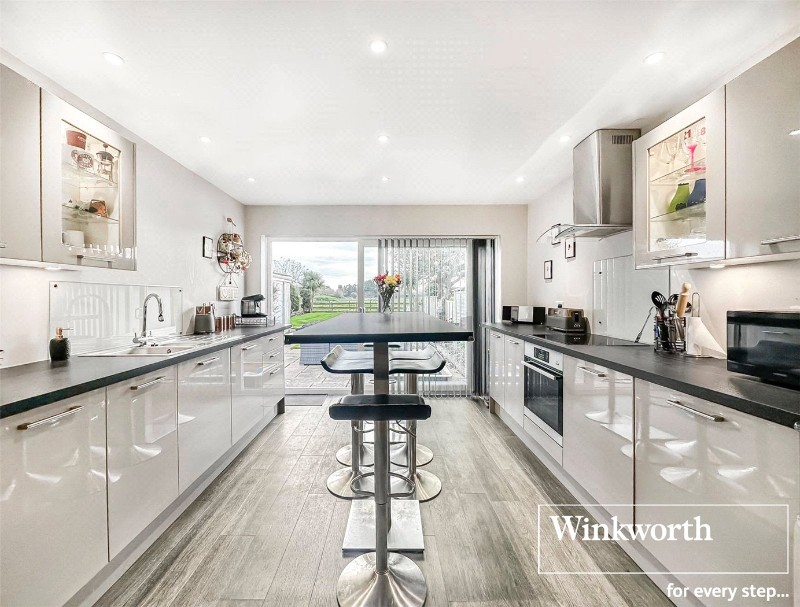 High Mead, Longham, Ferndown, Dorset, BH22