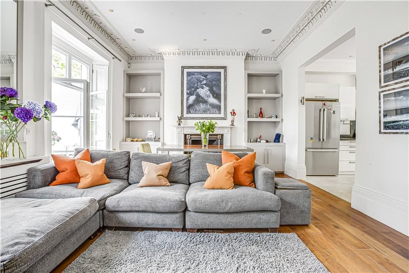 Castelnau, Barnes, London, SW13