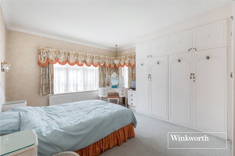 Hendon Lane, Finchley, London, N3