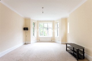 Finchley Road, London, NW2
