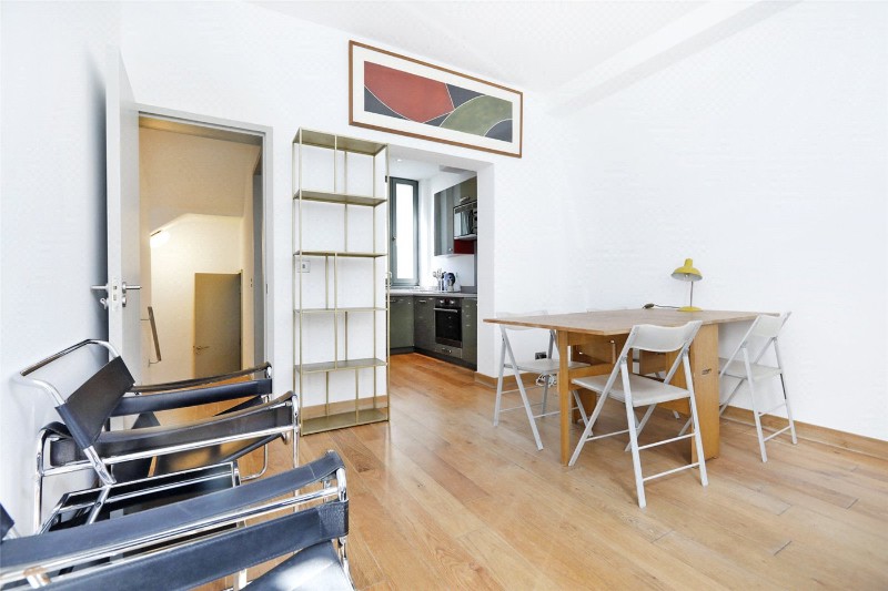 Hanway Place, London, W1T