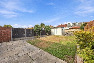 Dorchester Avenue, London, N13
