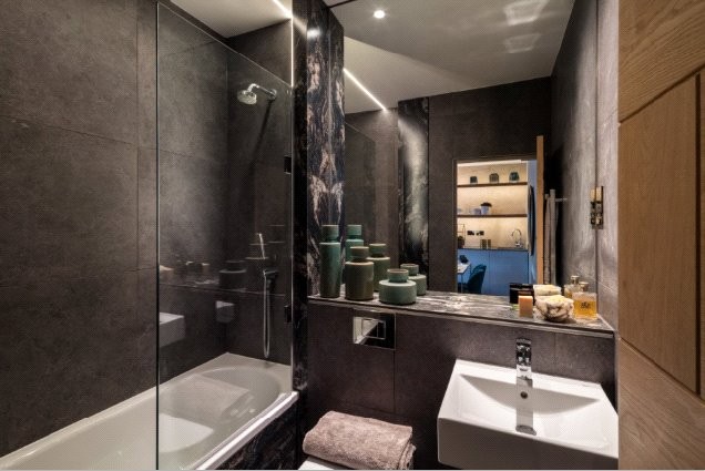 Pinehurst Court, London, W11