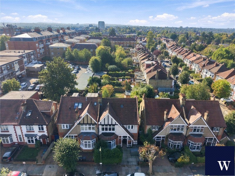 Woodside Grove, Finchley, London, N12