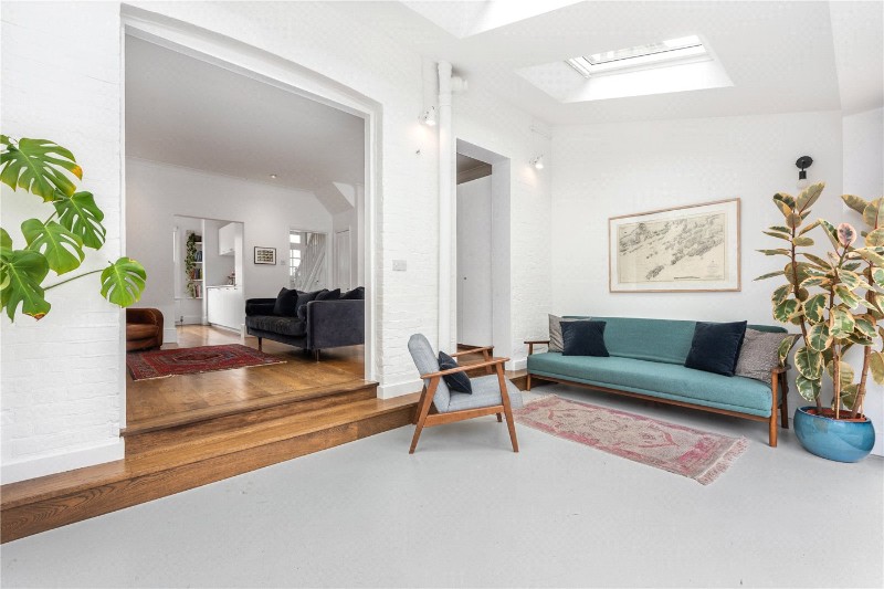 Hewitt Avenue, London, N22