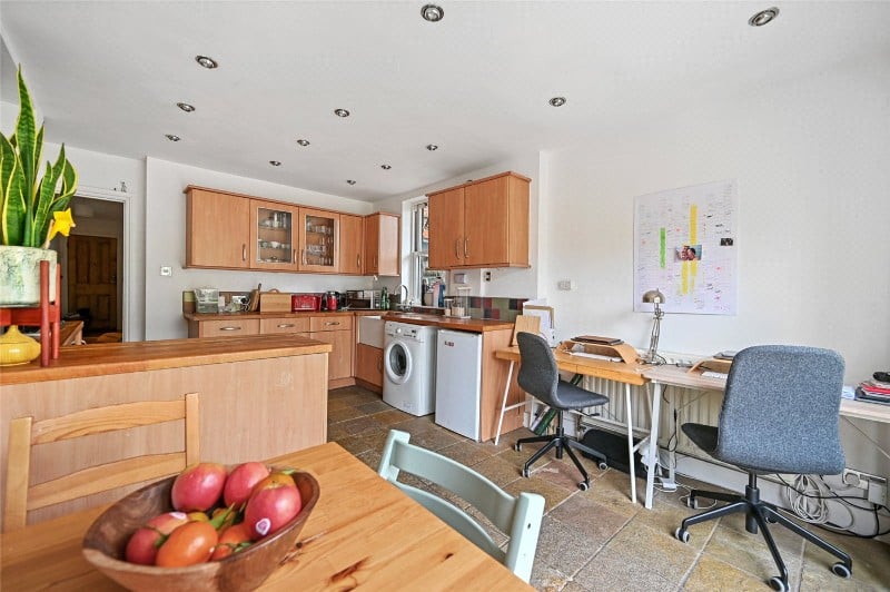 Hartswood Road, London, W12