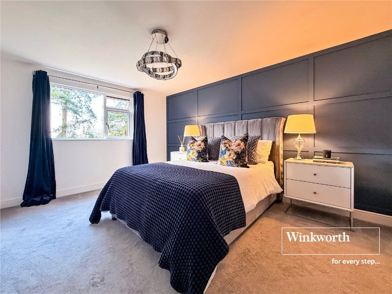 Braeside Road, West Moors, Ferndown, Dorset, BH22