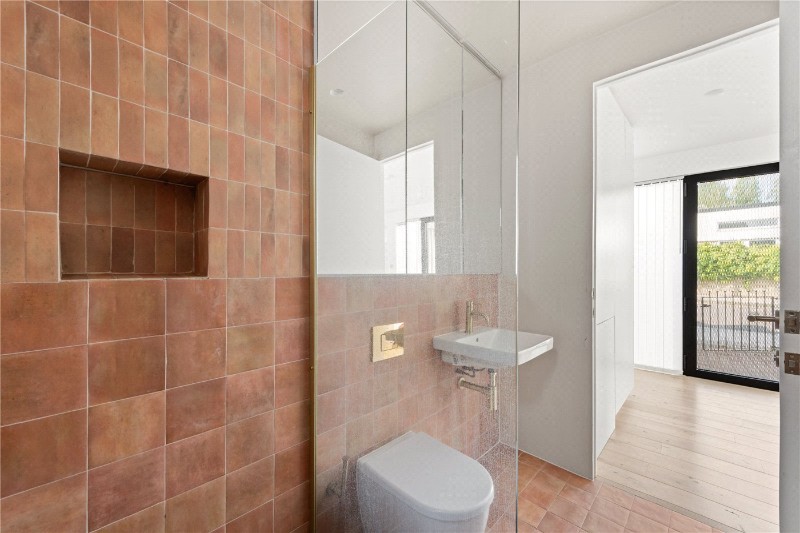 Eade Road, London, N4