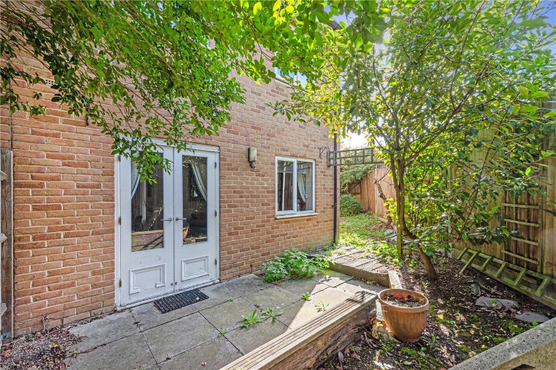 Buxhall Crescent, London, E9