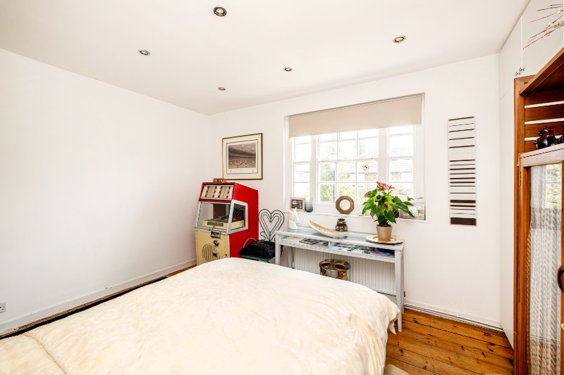 Hill Farm Road, London, W10