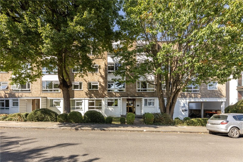 Tragail, Mercier Road, London, SW15