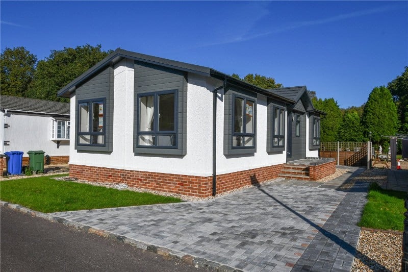 Pinewood Caravan Park, Wokingham, Berkshire, RG40