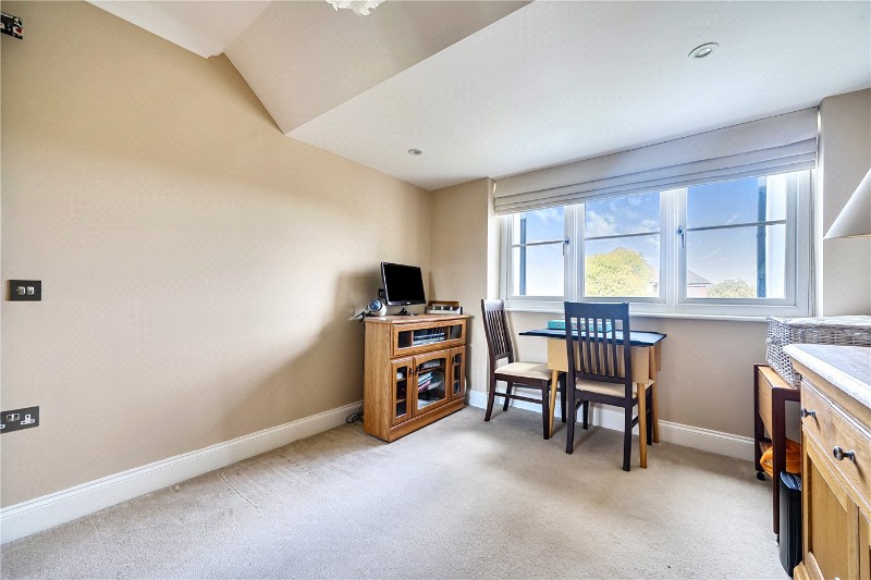 Westbourne Place, Farnham, Surrey, GU9