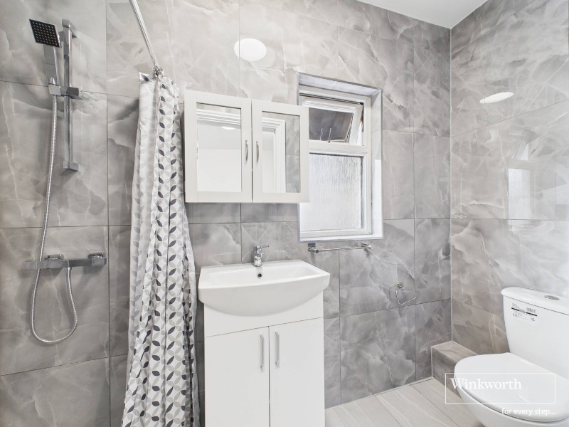 Larkway Close, Kingsbury, London, NW9