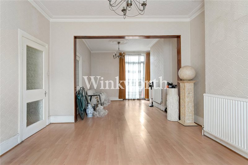 Boundary Road, London, N22
