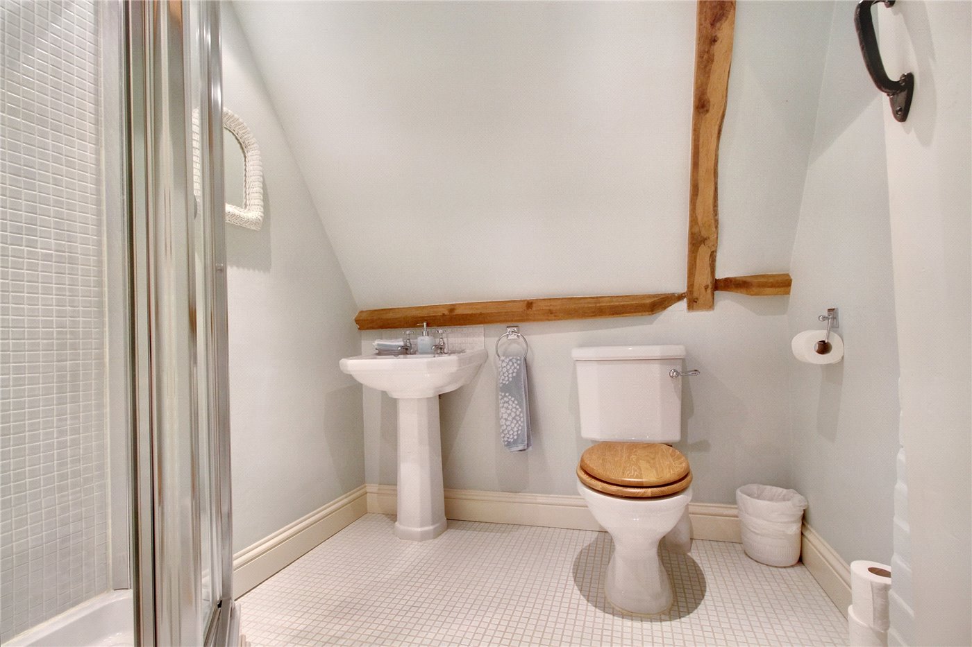 Top Fl Shower Room