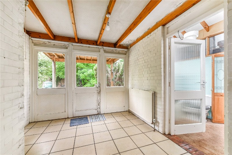 Dragon Street, Petersfield, Hampshire, GU31