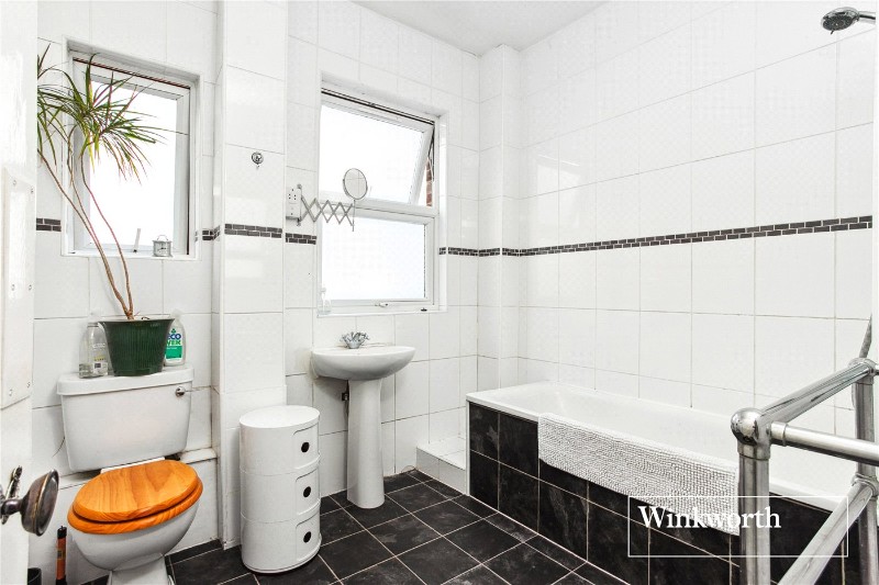 Wickliffe Avenue, Finchley, London, N3