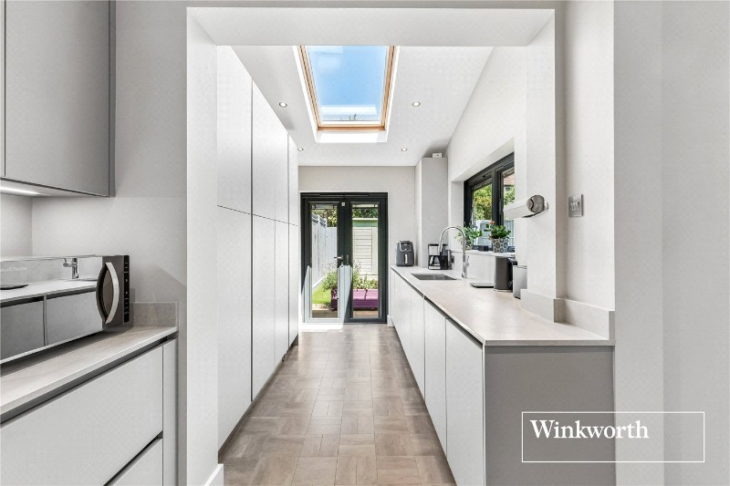 Cornwall Avenue, Finchley, London, N3