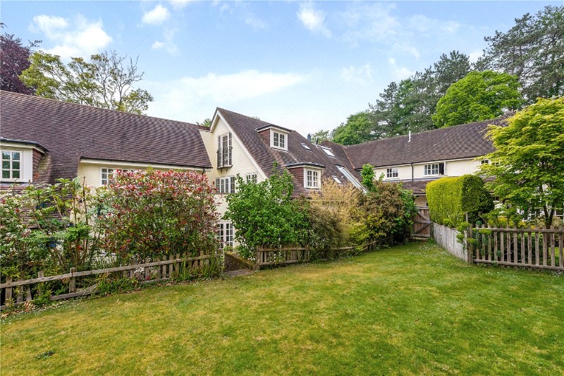 Royal Winchester Mews, Chilbolton Avenue, Winchester, SO22