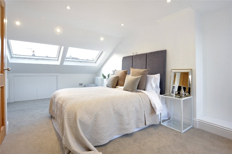 Henslowe Road, East Dulwich, London, SE22