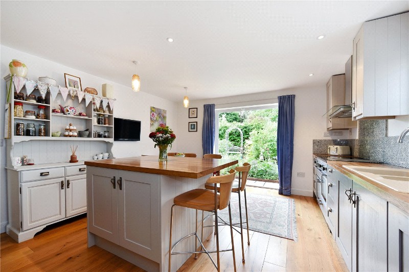 Wedmore Close, Winchester, Hampshire, SO22