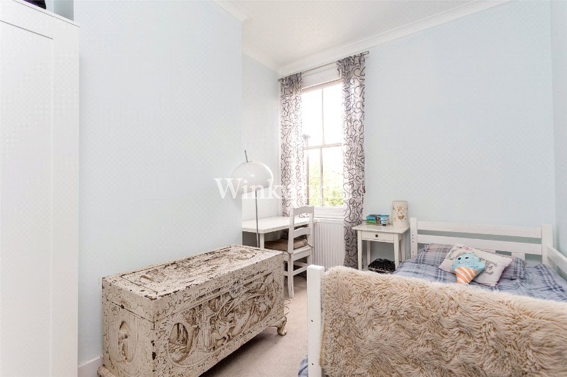 Norman Avenue, London, N22