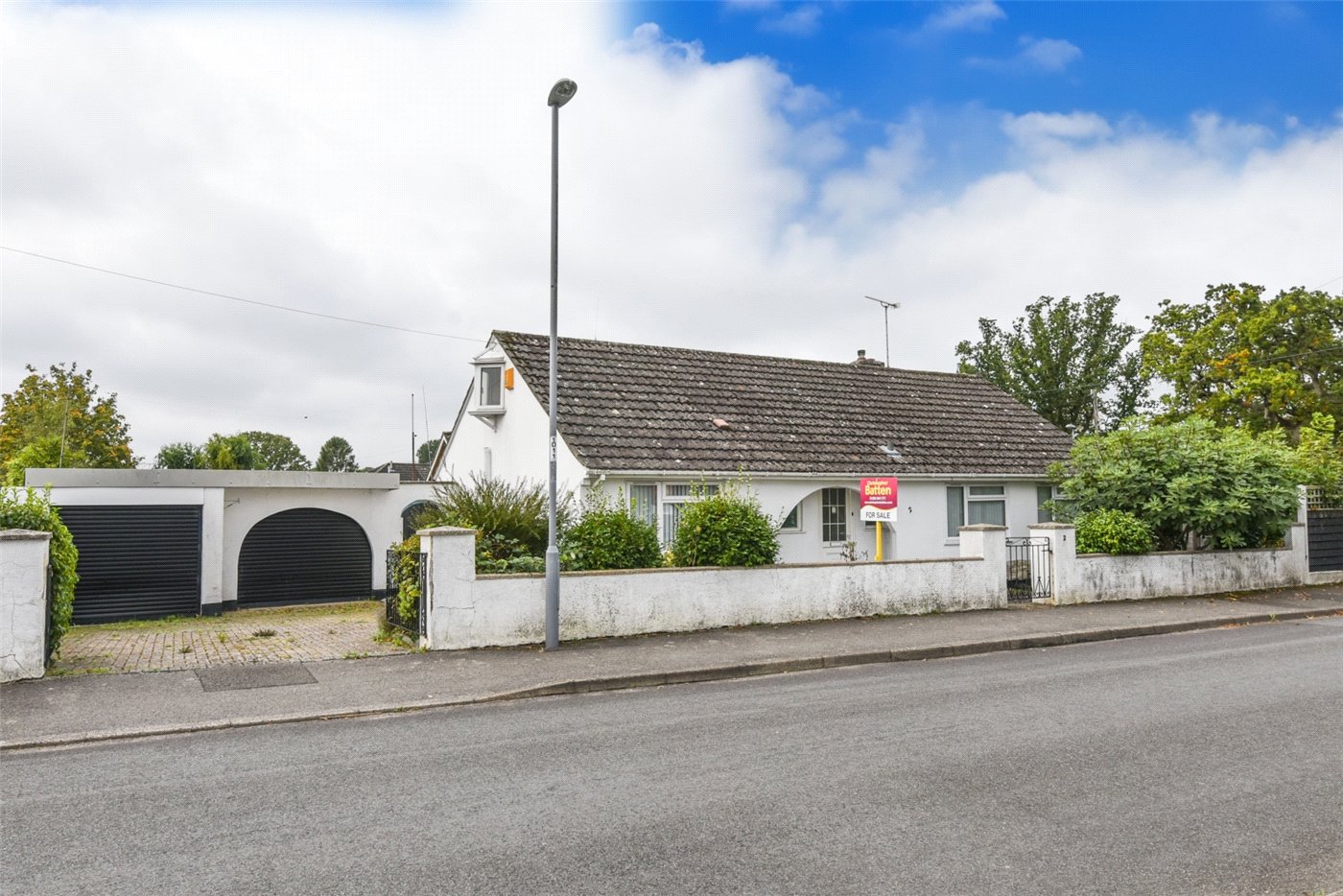 3 bedroom property for sale in Dales Drive, Colehill, Wimborne, Dorset