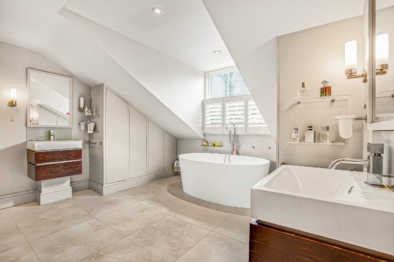 Castelnau, Barnes, London, SW13