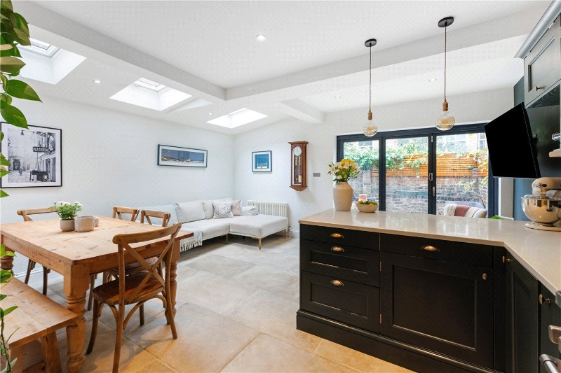 Brassey Square, London, SW11