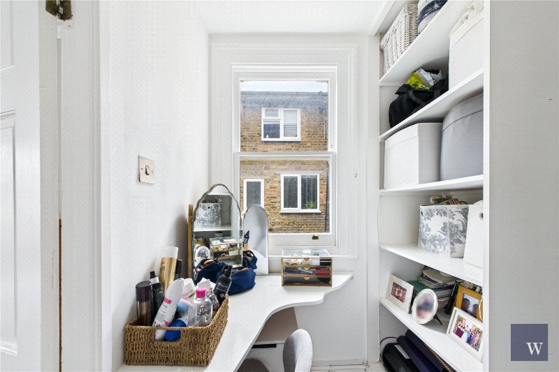 Gleneagle Road, London, SW16