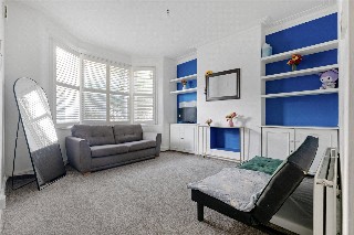 Crusoe Road, Mitcham, CR4