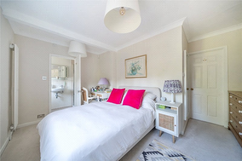 Burnt Hill Road, Wrecclesham, Farnham, Surrey, GU10
