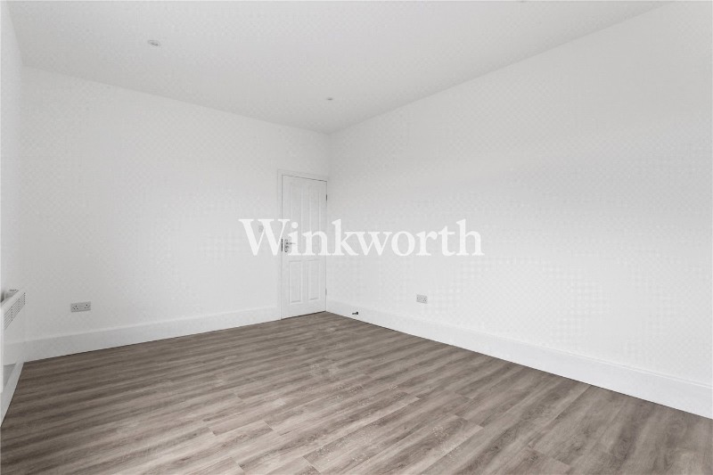 Aldermans Hill, London, N13