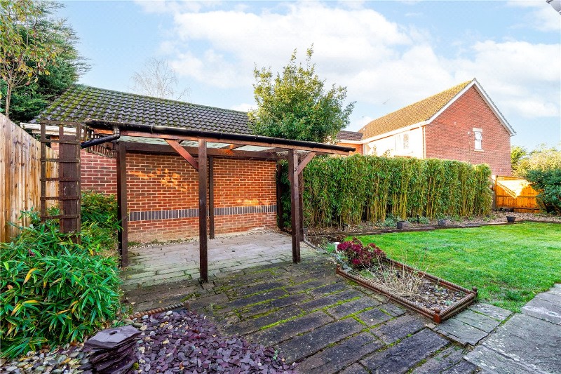 Saint Andrews Gardens, Cobham, Surrey, KT11