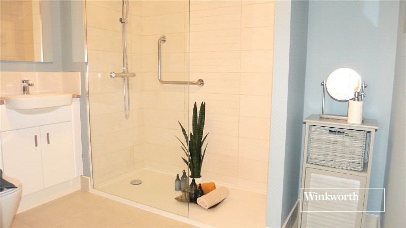 Westpole Avenue, Oakwood, EN4
