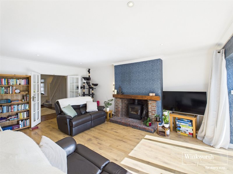 Highdown Avenue, Emmer Green, Reading, Berkshire, RG4