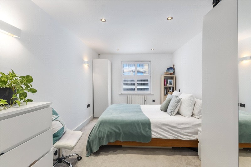 Rotherhithe Street, London, SE16