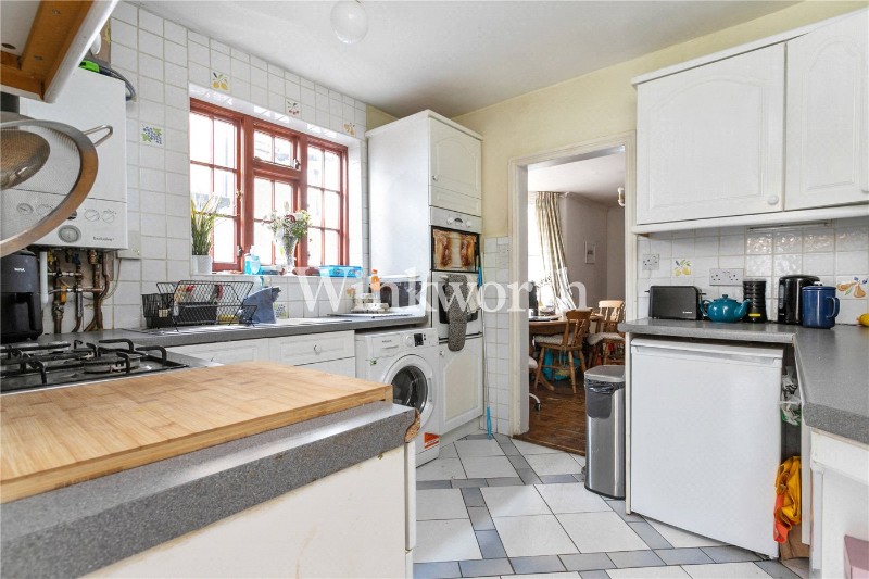 Hewitt Road, London, N8