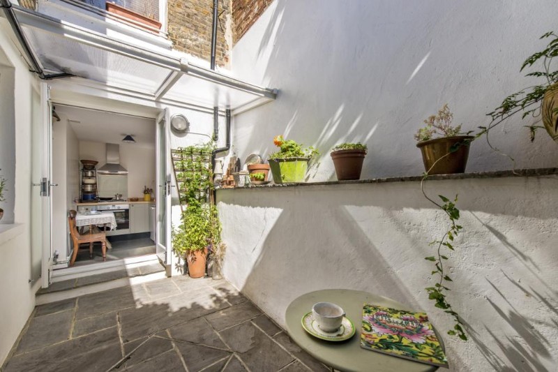 Railton Road, London, SE24