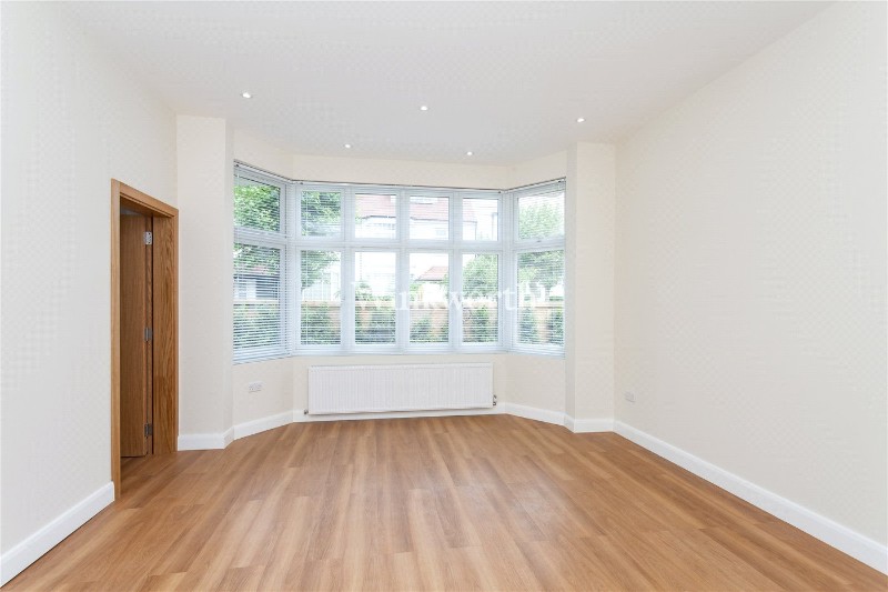 Templars Avenue, London, NW11