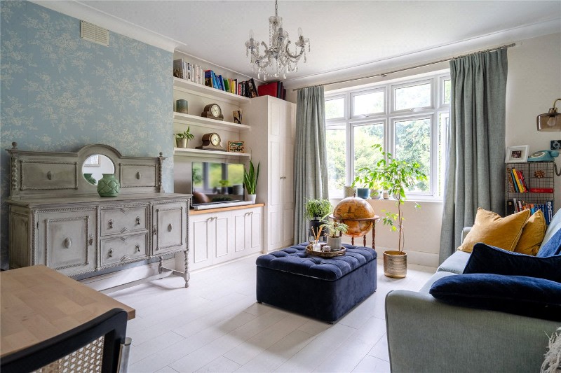 Broadlands Avenue, London, SW16