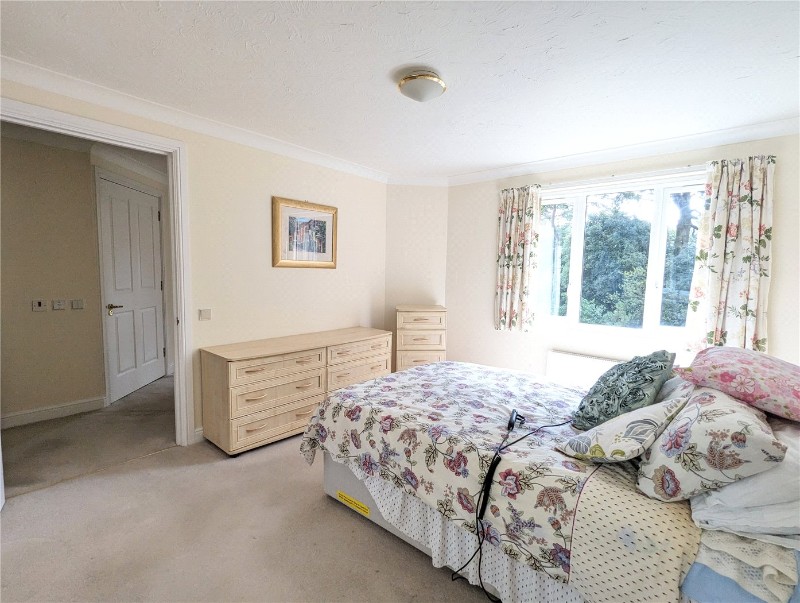 37 Lindsay Road, Branksome Park, Poole, BH13
