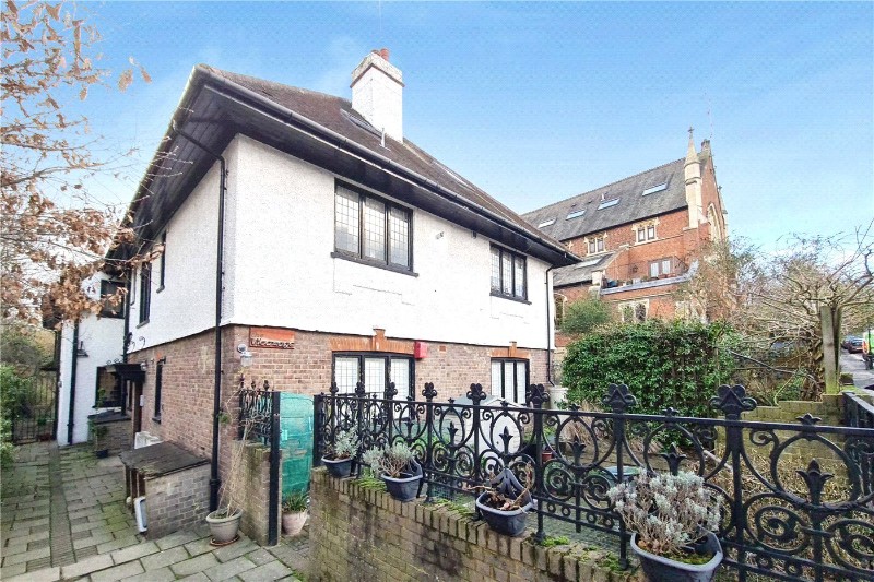 The Vicarage, Mayfield Road, N8
