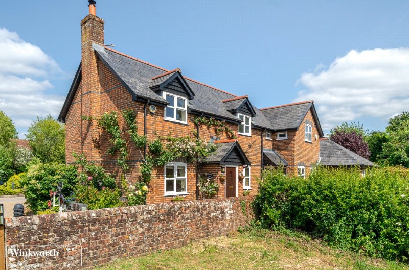 Farleigh Road, Cliddesden, Hampshire, RG25