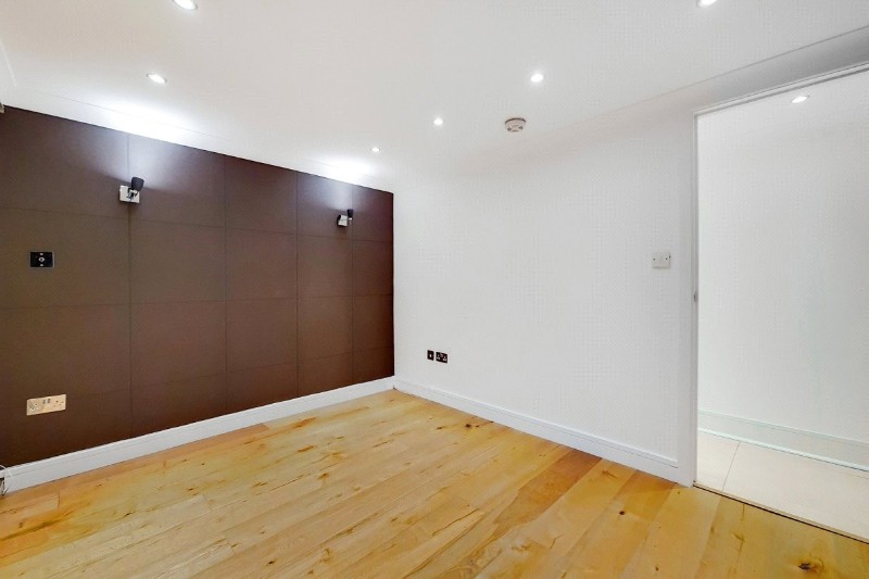 Leighton Road, London, NW5