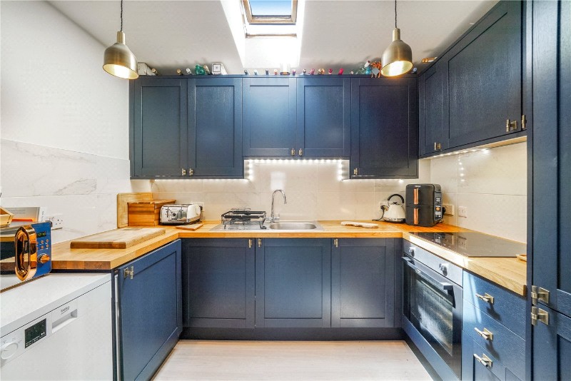 Archway Road, London, N6