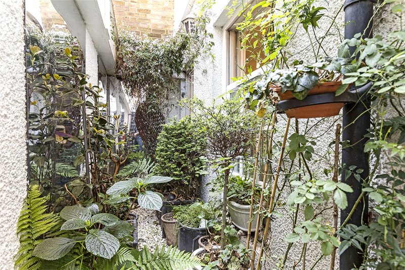Amwell Street, London, EC1R
