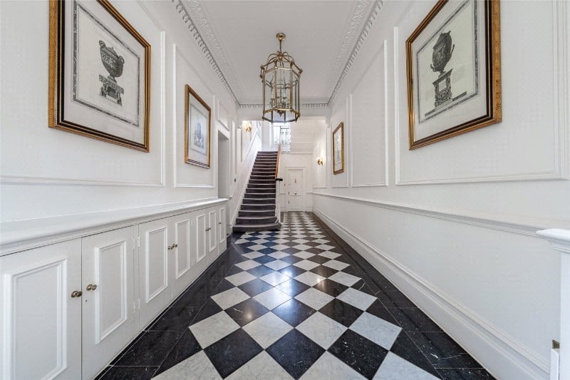 Randolph Avenue, London, W9